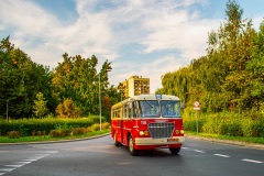 Zabytkowy Ikarus 620 